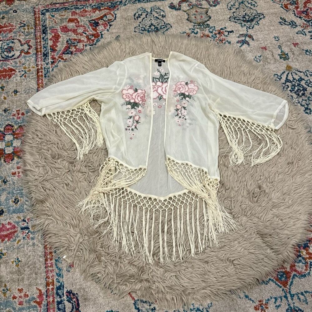 Torrid embroidered fringe kimono size Large (00 torrid) - Picture 2 of 5